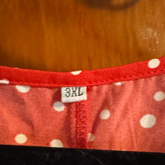 Elegant Red Polka Dot Midi Dress - Picture 6 of 9